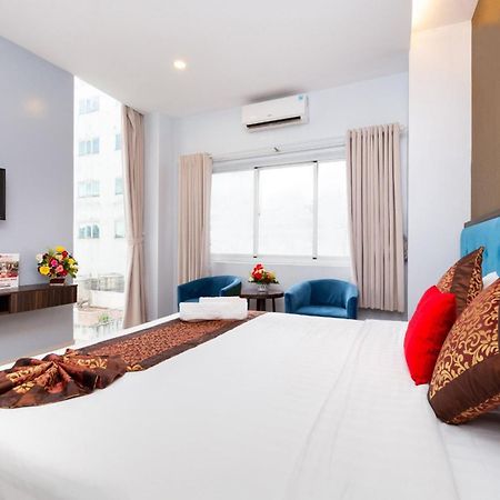 Khach San Bamboo Sai Gon Hotel Хошимин Екстериор снимка